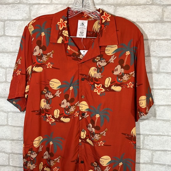 Disney Mickey Mouse Hawaiian theme button down shirt size Small - Picture 3 of 13
